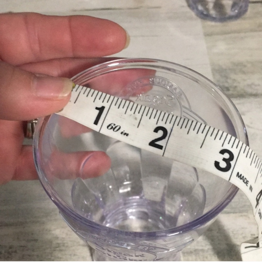 4 small 11oz Steak ‘n Shake Famous For Steakburgers clear plastic drinking cups